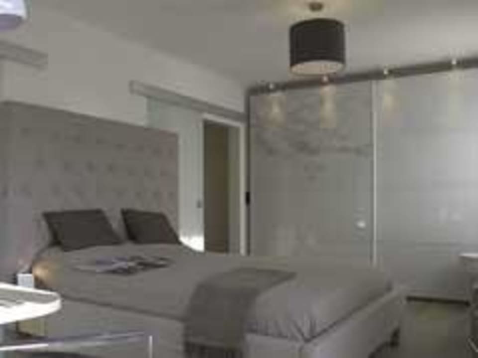 Wohnraum Bett und Schrankwand Ferienappartement go-landsberg 2