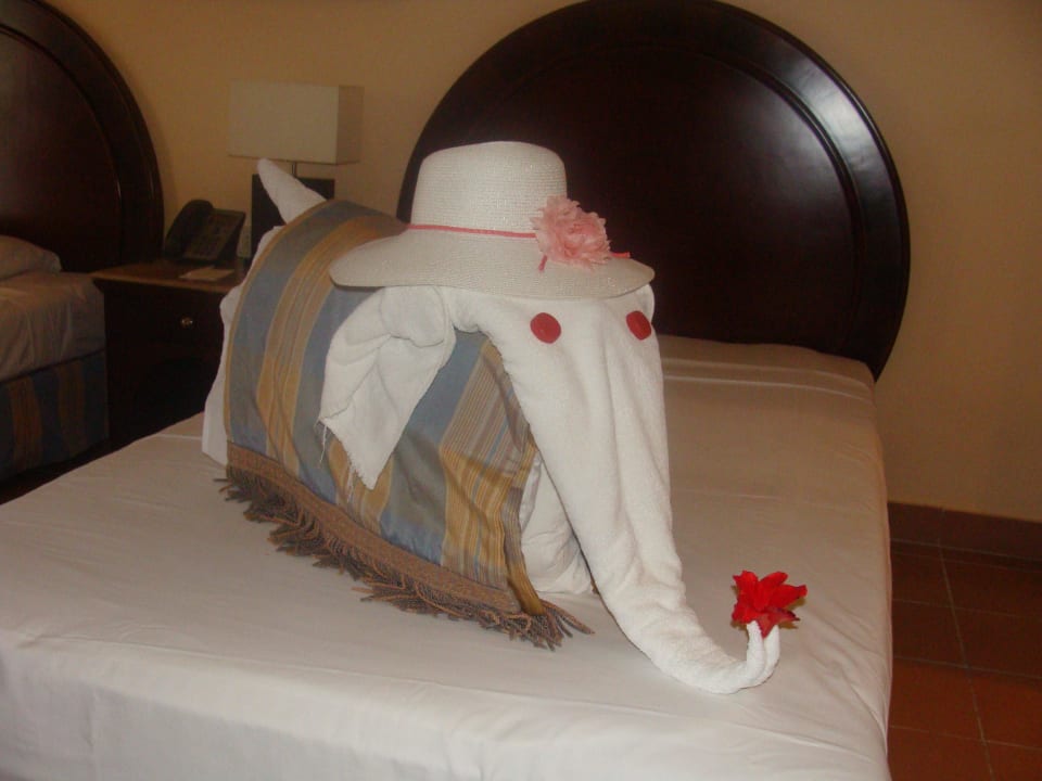 Слоник. Stella Beach Resort & Spa Makadi Bay