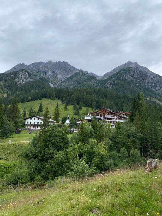 Außenansicht Almwellness-Resort Tuffbad