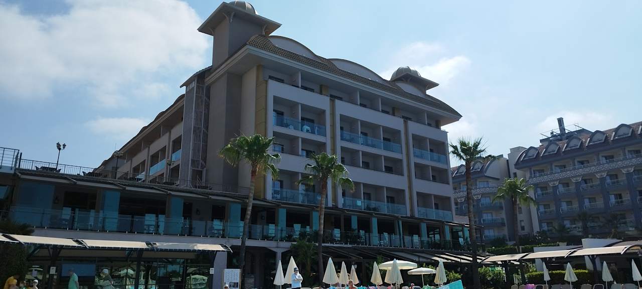 Außenansicht Aydinbey Kings Palace & Spa