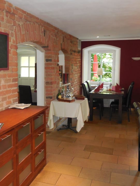 Eingang Restaurant Hotel AquaQuell Bad Pilzweg
