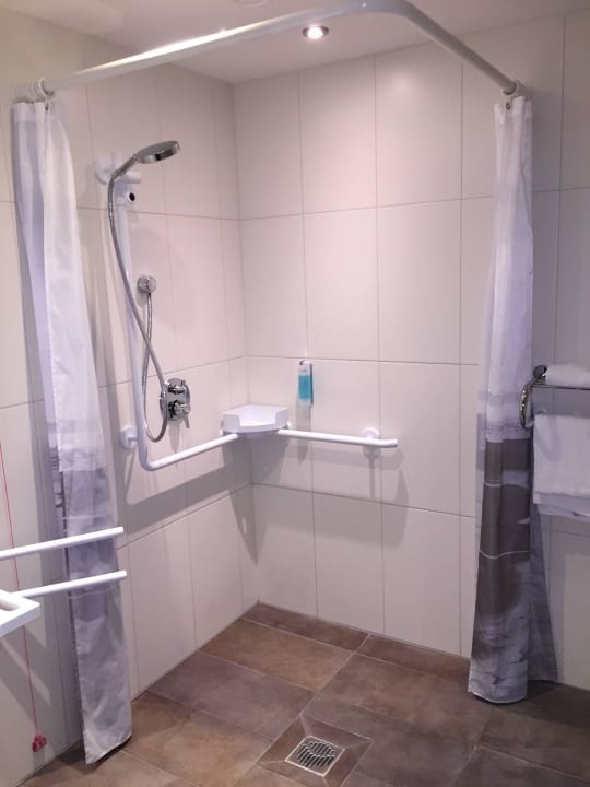 Behindertengerechte Dusche Hotel Bell Rock Europa-Park