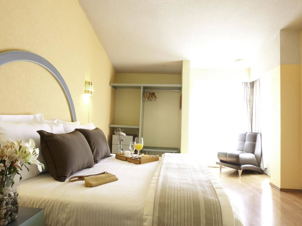 Habitación suite Mision Express Aguascalientes Zona Norte