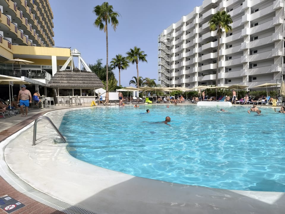 Pool allsun Hotel Lucana