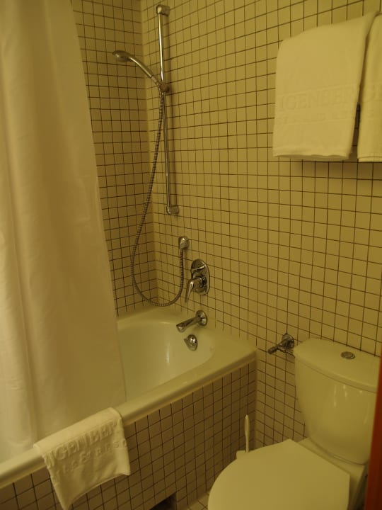 Altes Badezimmer Steigenberger Conti Hansa