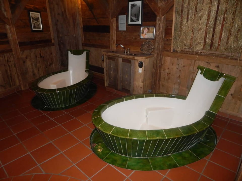 2 Whirlwannen Hotel Piz Buin