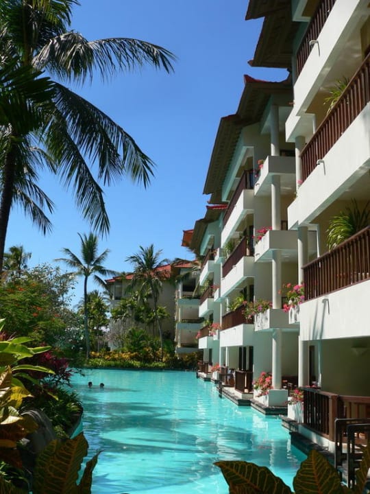 Im untersten Stock die Zimmer mit Laguna-Access The Laguna A Luxury Collection Resort & Spa