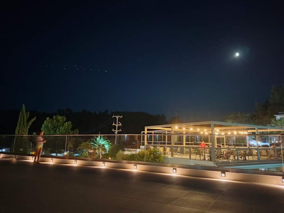 Außenansicht Hotel Chrousso Village