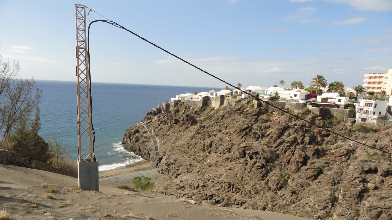 Ganz unten die Badebucht Acapulco Ocean View