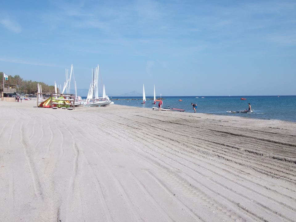 Пляж в 2 км. Lagas Aegean Village