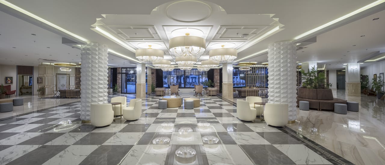 Lobby Hotel Royal Garden Beach