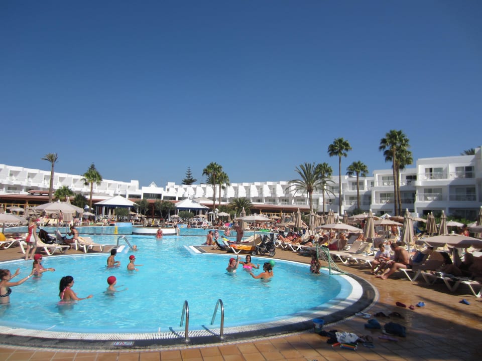 Poolanlage Hotel Riu Paraiso Lanzarote