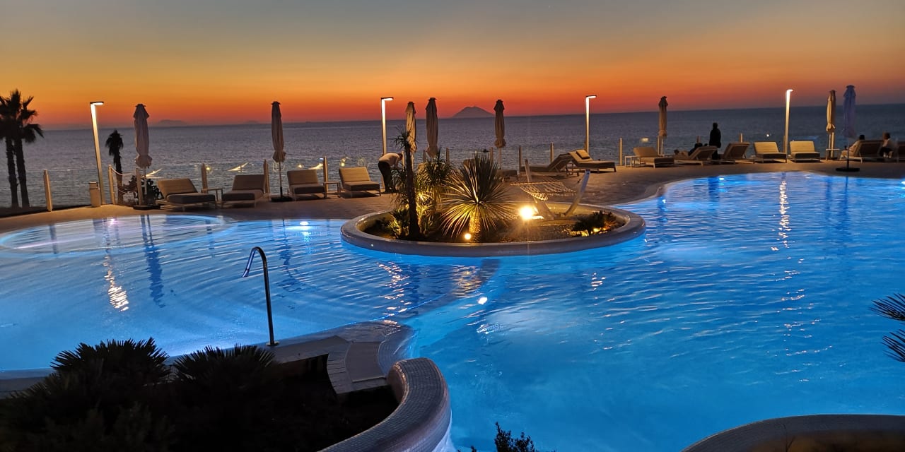 Pool Borgo Donna Canfora