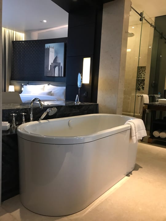 Badewanne The Westin Doha Hotel & Spa
