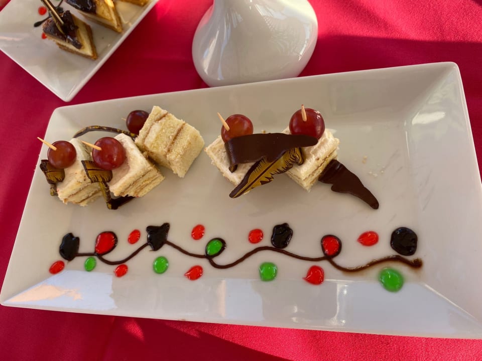 Gastro Three Corners Happy Life Beach Resort