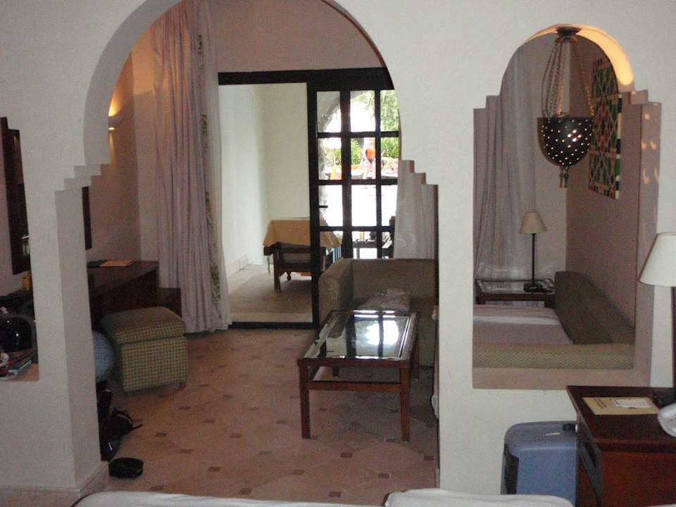 Poolsuite- ansprechende Größe und Ausstattung  Ghazala Gardens