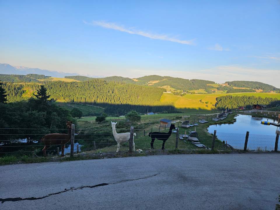 Ausblick Familien Resort Petschnighof - Familotel Kärnten