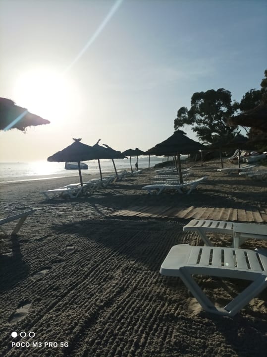 Strand Marhaba Royal Salem