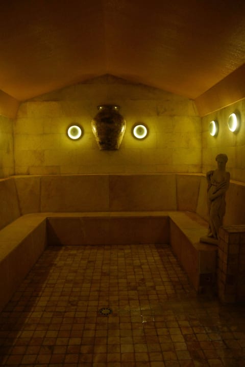 Dampfsauna mit vielen Sitzplätze Grupotel Playa de Palma Suites & Spa