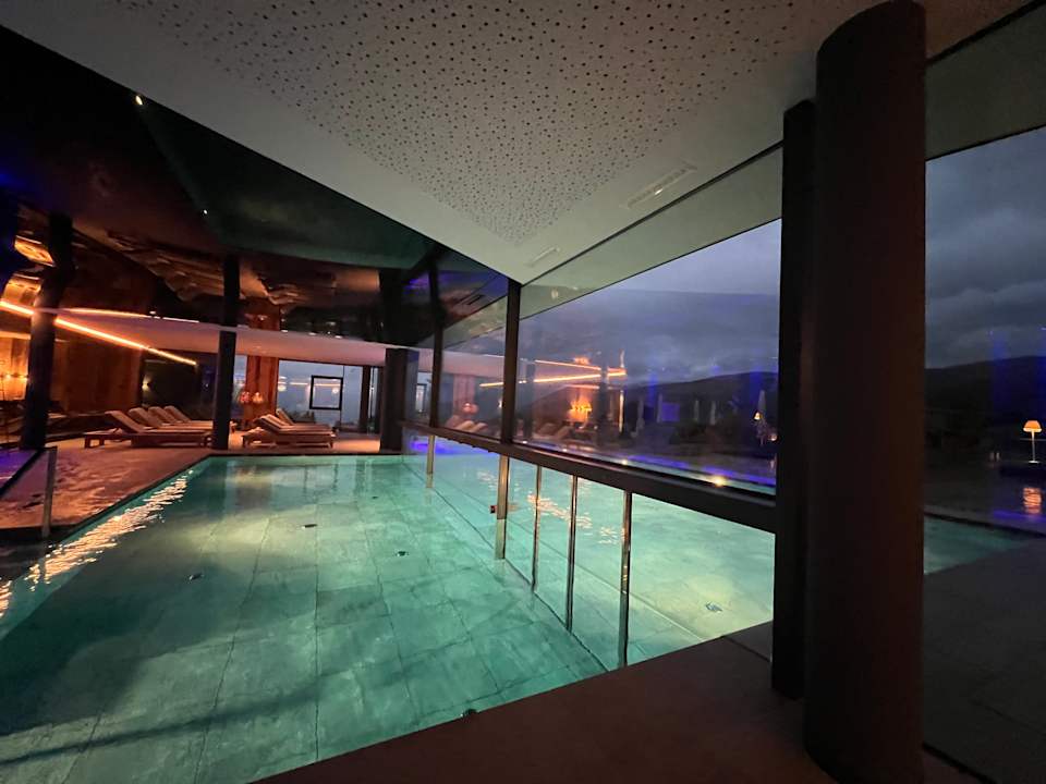 Pool SONNENBERG | Panorama Dolomites Wellbeing