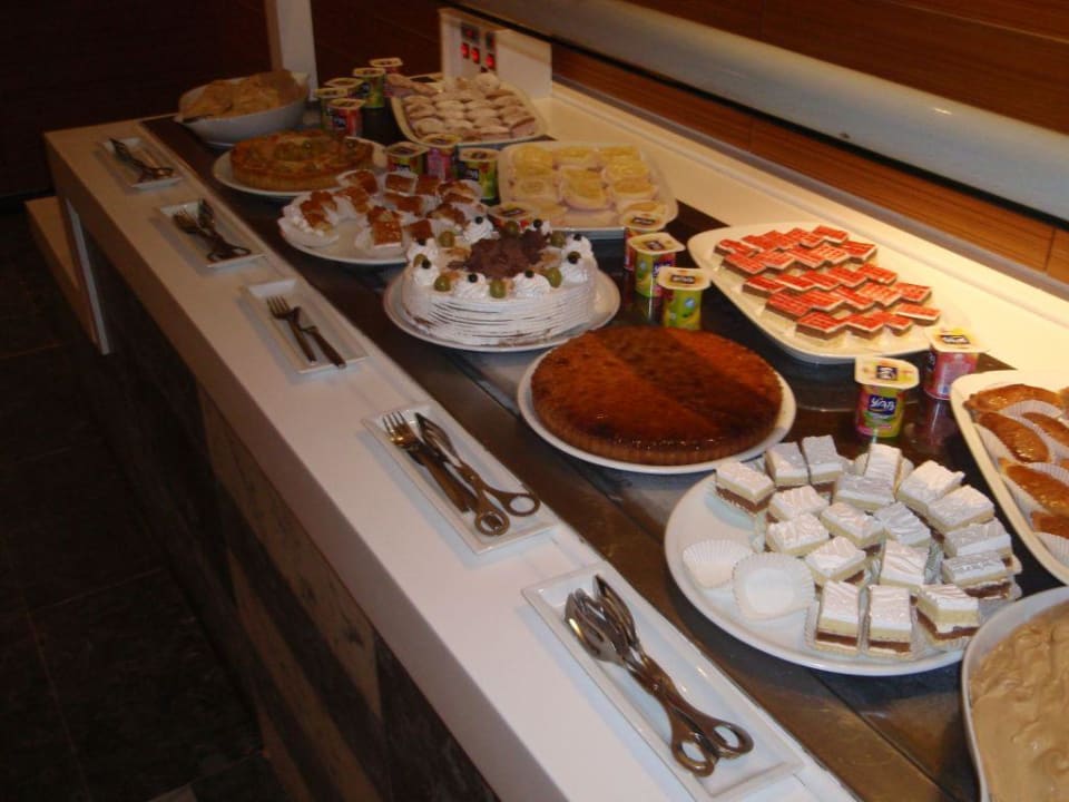 Buffet The Orangers Beach Resort and Bungalows