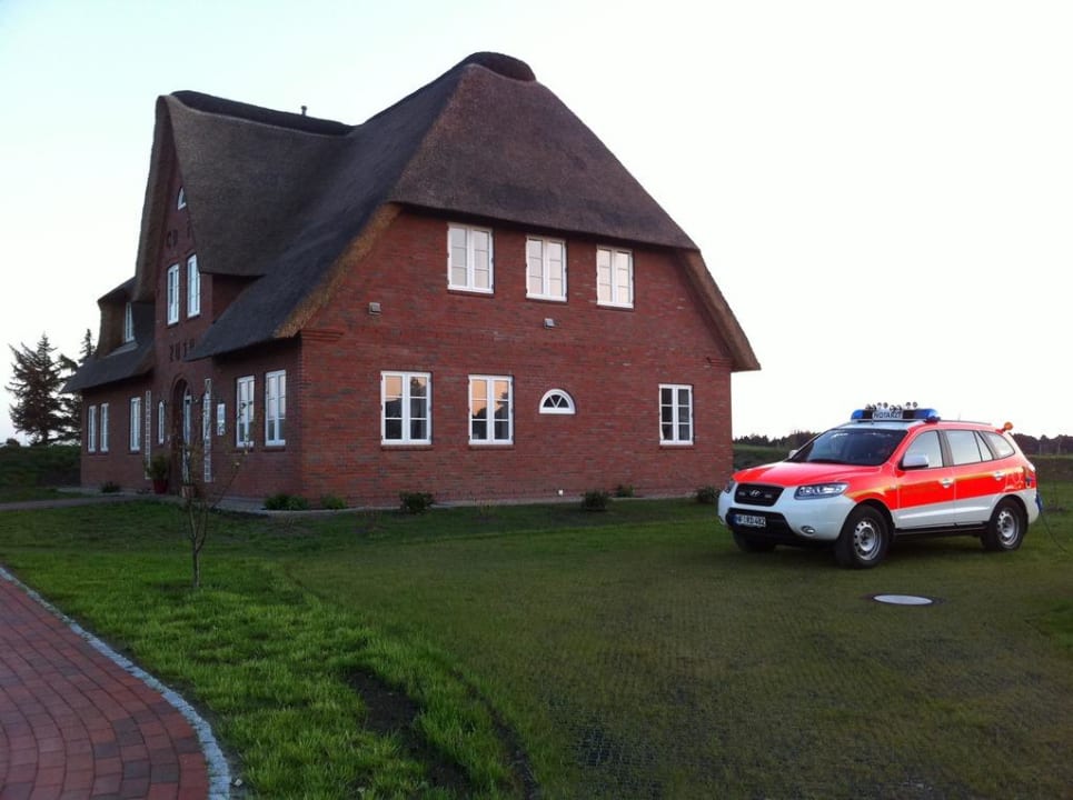 Hofeinfahrt Ferienhaus Dochters Hüs Bi A Maln