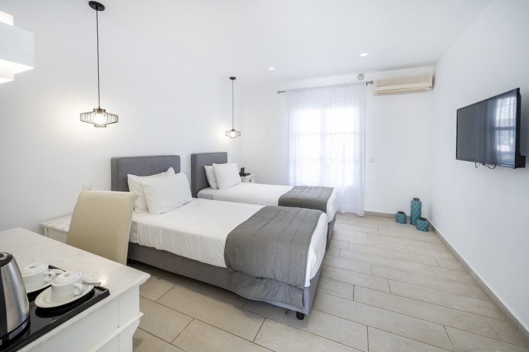 Zimmer Smy Mediterranean White Santorini