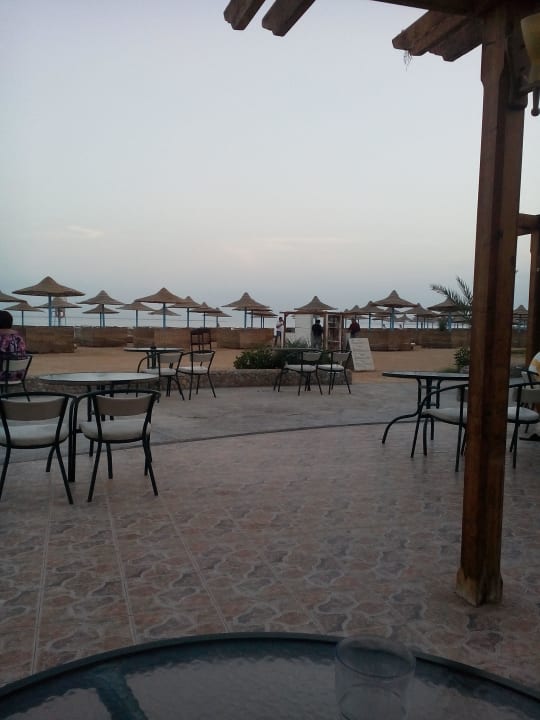 Бар на пляже Imperial Shams Abu Soma