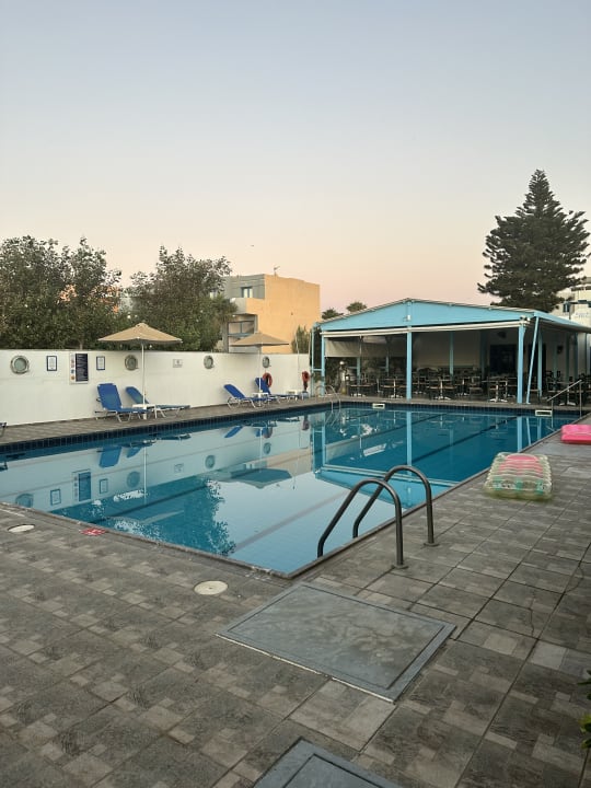 Pool Hotel Galeana Beach