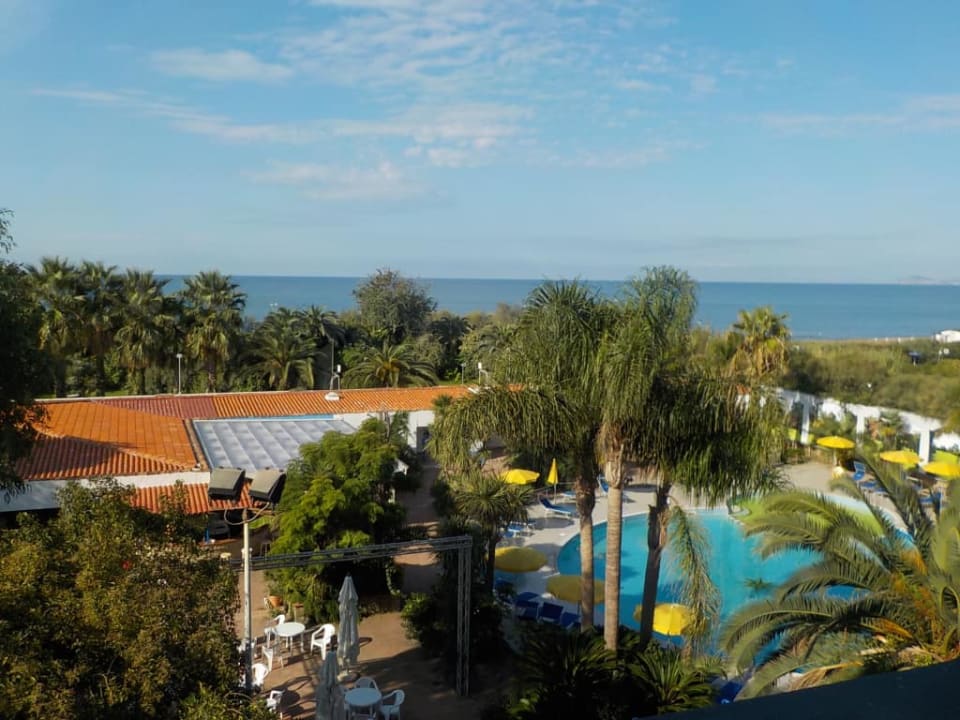 Widok z balkonu Hotel Marina Club