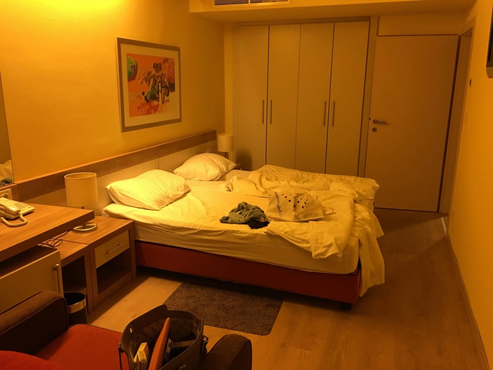 Bisschen klein Hotel Aurora