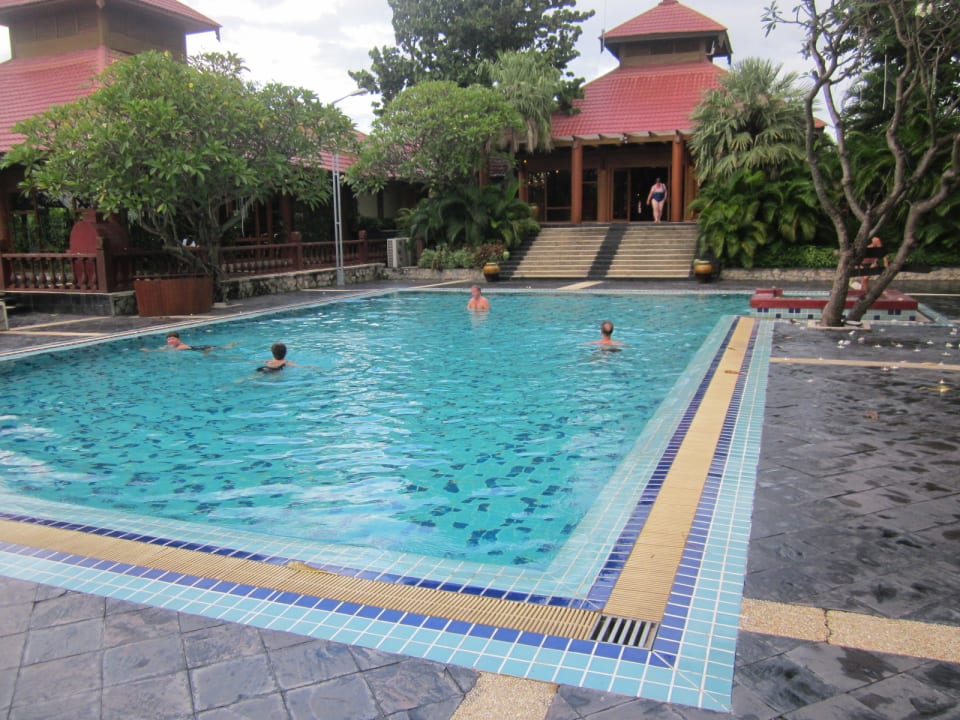 Pool Aureum Palace Hotel & Resorts Nay Pyi Taw