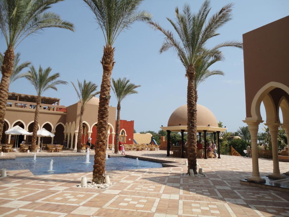 Lobby aussen mit Bar Grand Makadi