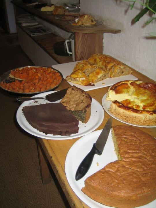 Kuchenbüffet des Hotels Pension Briol