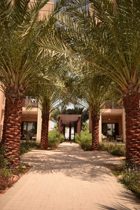 Gartenanlage DoubleTree by Hilton Resort & Spa Marjan Island