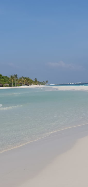 Strand Kuredu Island Resort & Spa