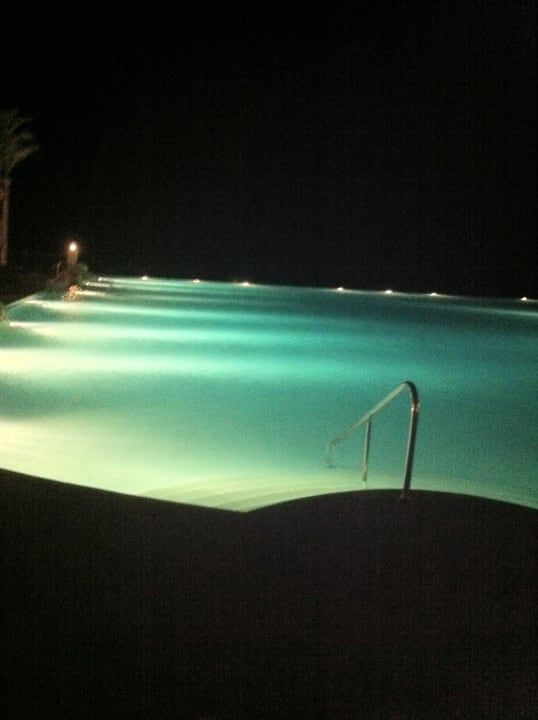 Pool am Abend Makadi Spa - Adults only