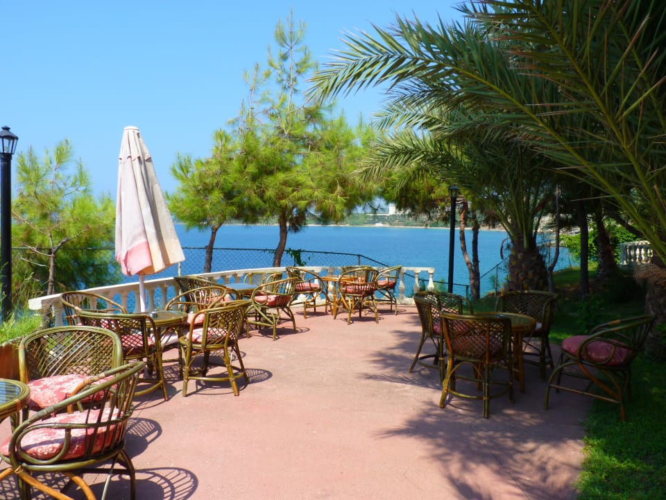 Terasa s barem İncekum West Hotel