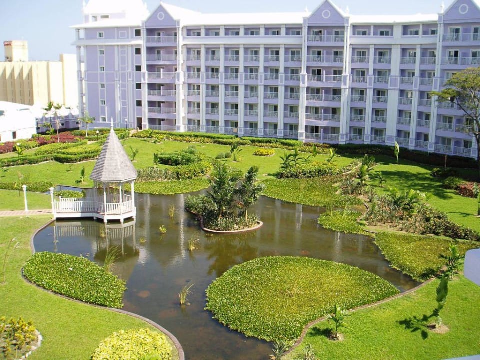 Hochzeitspavillon im Garten Hotel Riu Ocho Rios