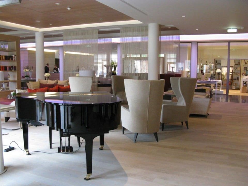 Aufteilung und Mobiliar von Designer entworfen A-ROSA Ifen Hotel Kleinwalsertal