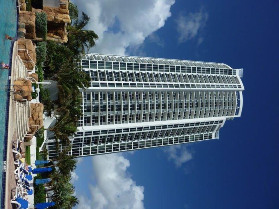 Außenansicht Trump International Beach Resort