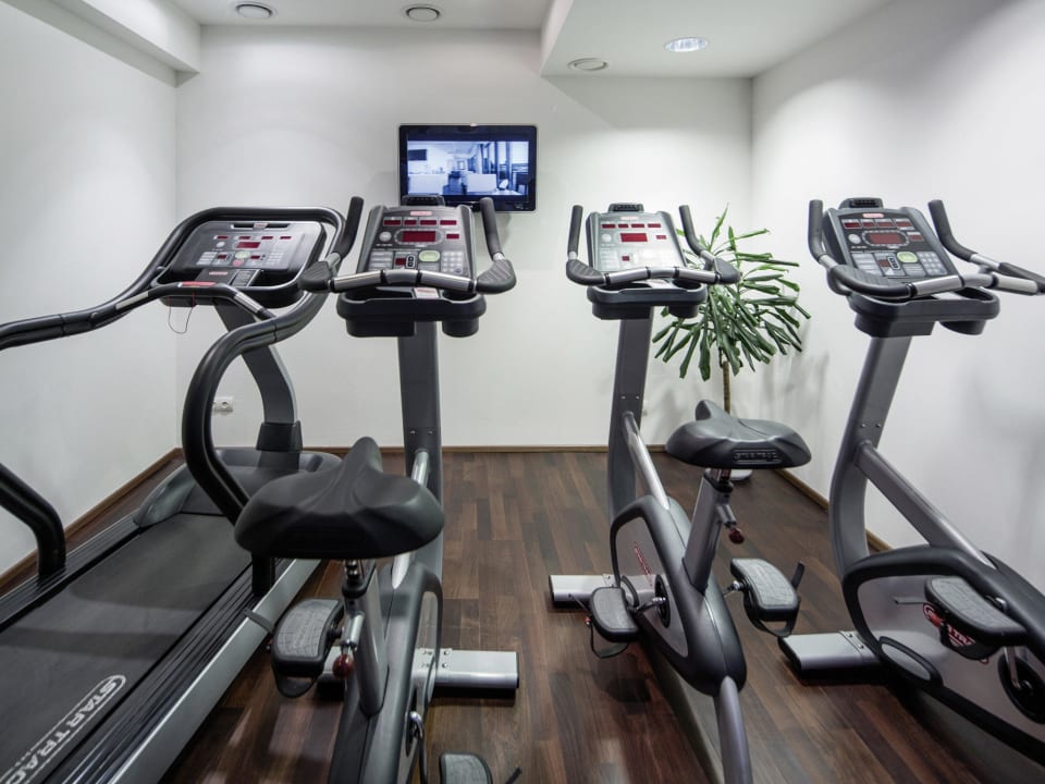 Gym AC Hotel by Marriott Bratislava Old Town