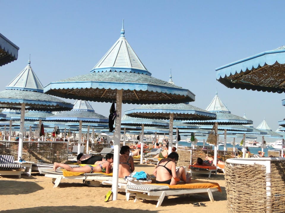 Am Strand  The Grand Resort