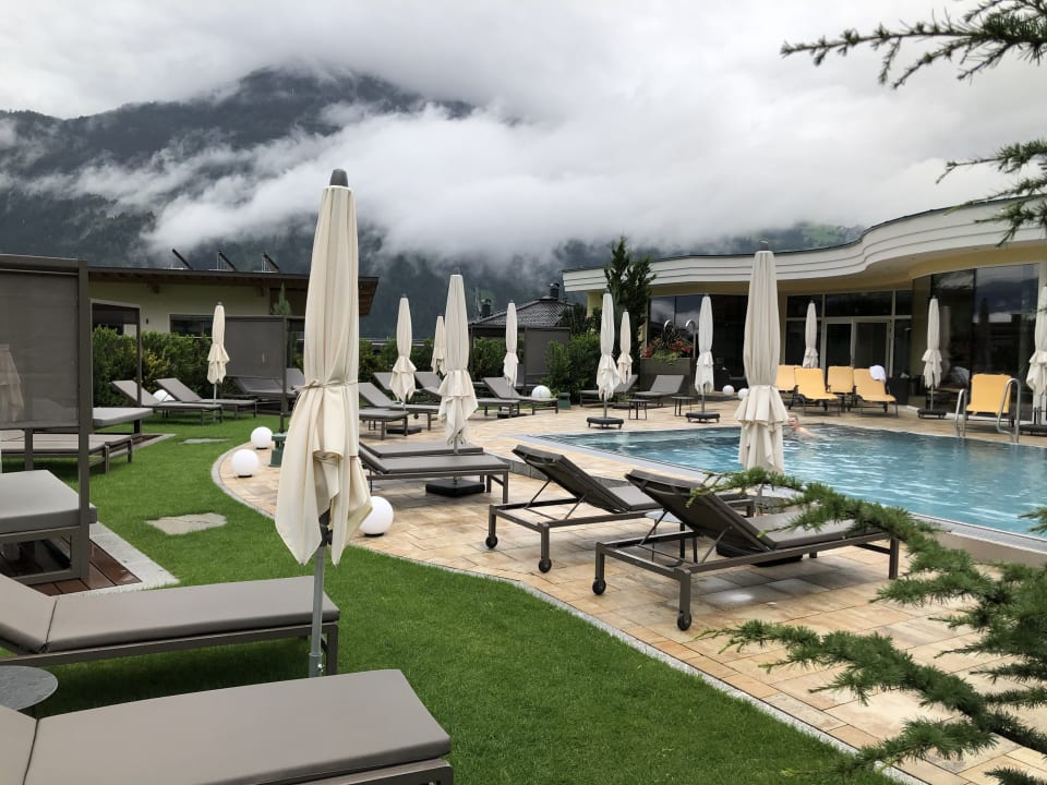 Pool Platzlhof - Mein Hotel im Zillertal