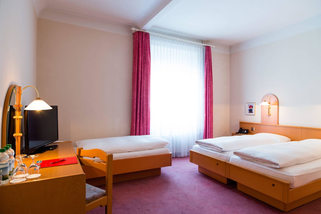 3-Bettzimmer Hotel Terrace