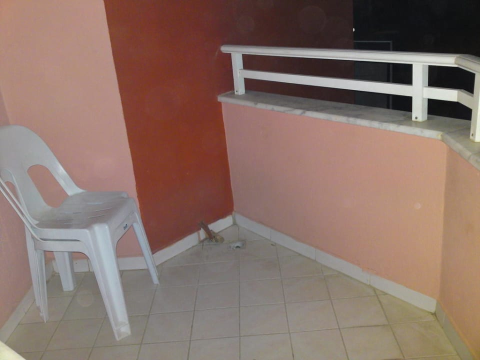 Balkon Acar Hotel
