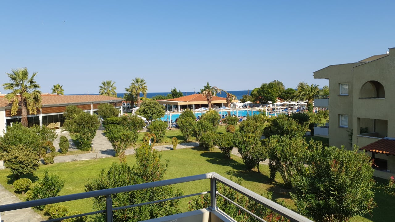 Gartenanlage alltoura Club Hotel Poseidon Palace