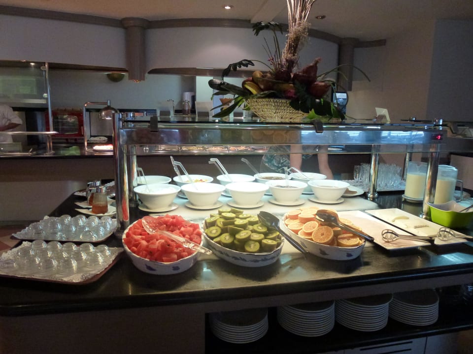Frühstück allsun Hotel Lucana