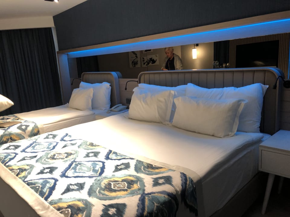 Zimmer Royal Wings Hotel