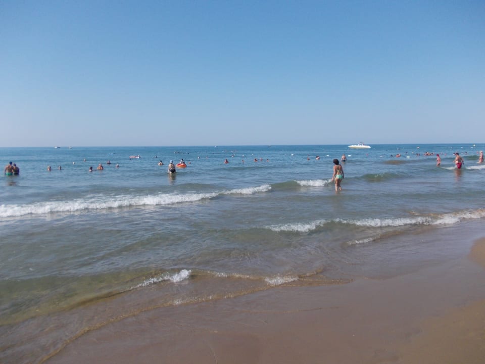 Strand Castival Hotel